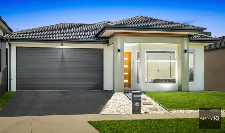 Second view of Homely house listing, 31 Voyager Boulevard, Tarneit VIC 3029