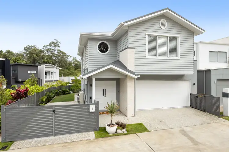 1 Cycad Lane, Forest Glen QLD 4556