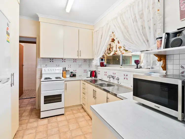 Fifth view of Homely house listing, 88 Hennessy Street, Tocumwal NSW 2714