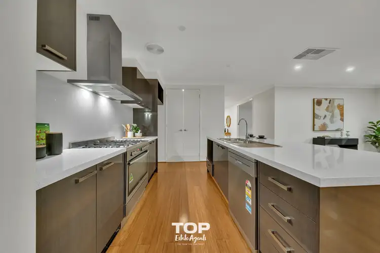 Fifth view of Homely house listing, 4 Queensberry Street, Cranbourne West VIC 3977