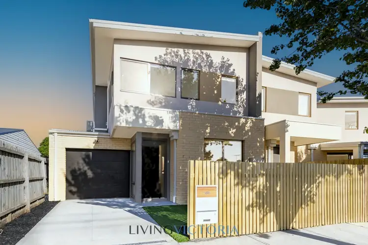 16B Barclay Street