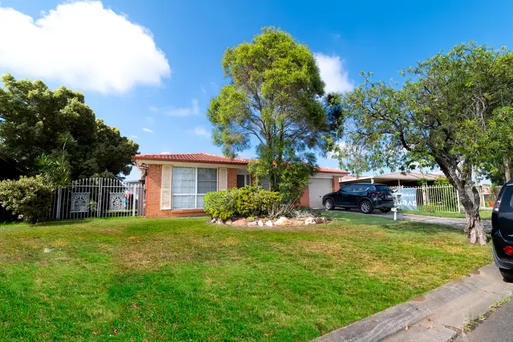 19 Wraysbury Place, Oakhurst NSW 2761