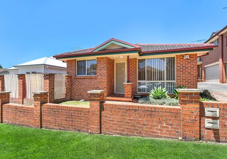 Main view of Homely villa listing, 1/35-37 Matthews Street, Wollongong NSW 2500