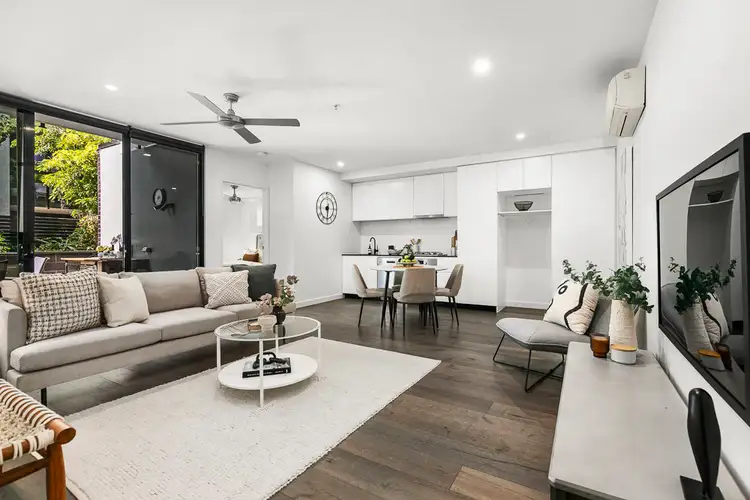 82 Bulla Road