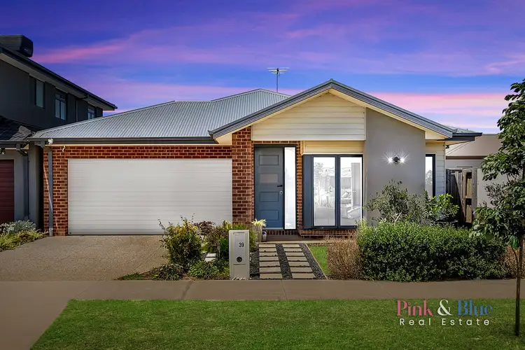 39 Kohli Crescent, Rockbank VIC 3335