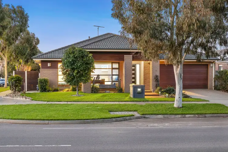 44 Warralily Boulevard, Armstrong Creek VIC 3217
