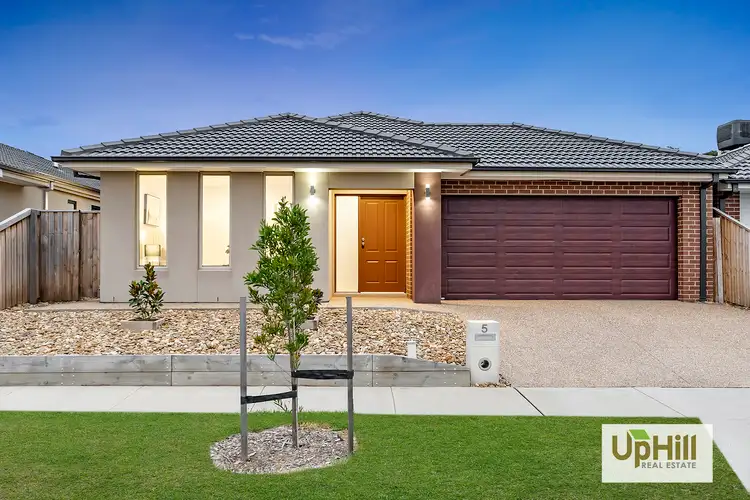 5 Winnows Street, Officer VIC 3809