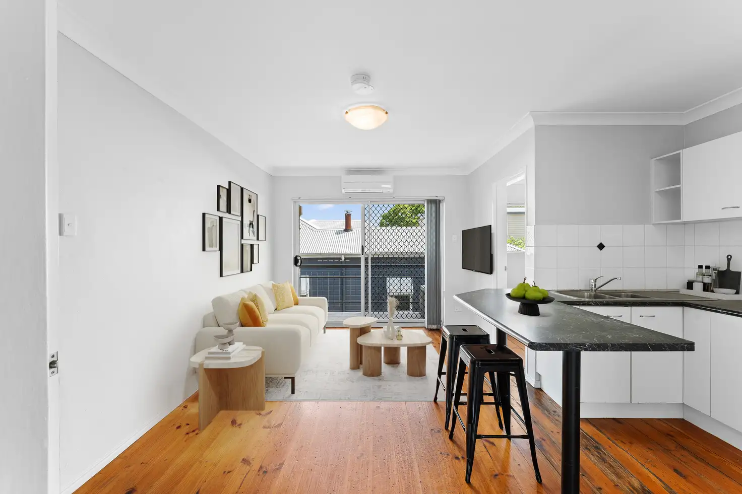 Main view of Homely unit listing, 6/13 Elfin Street, East Brisbane QLD 4169