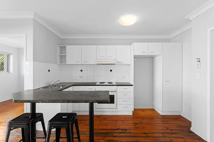 Third view of Homely unit listing, 6/13 Elfin Street, East Brisbane QLD 4169