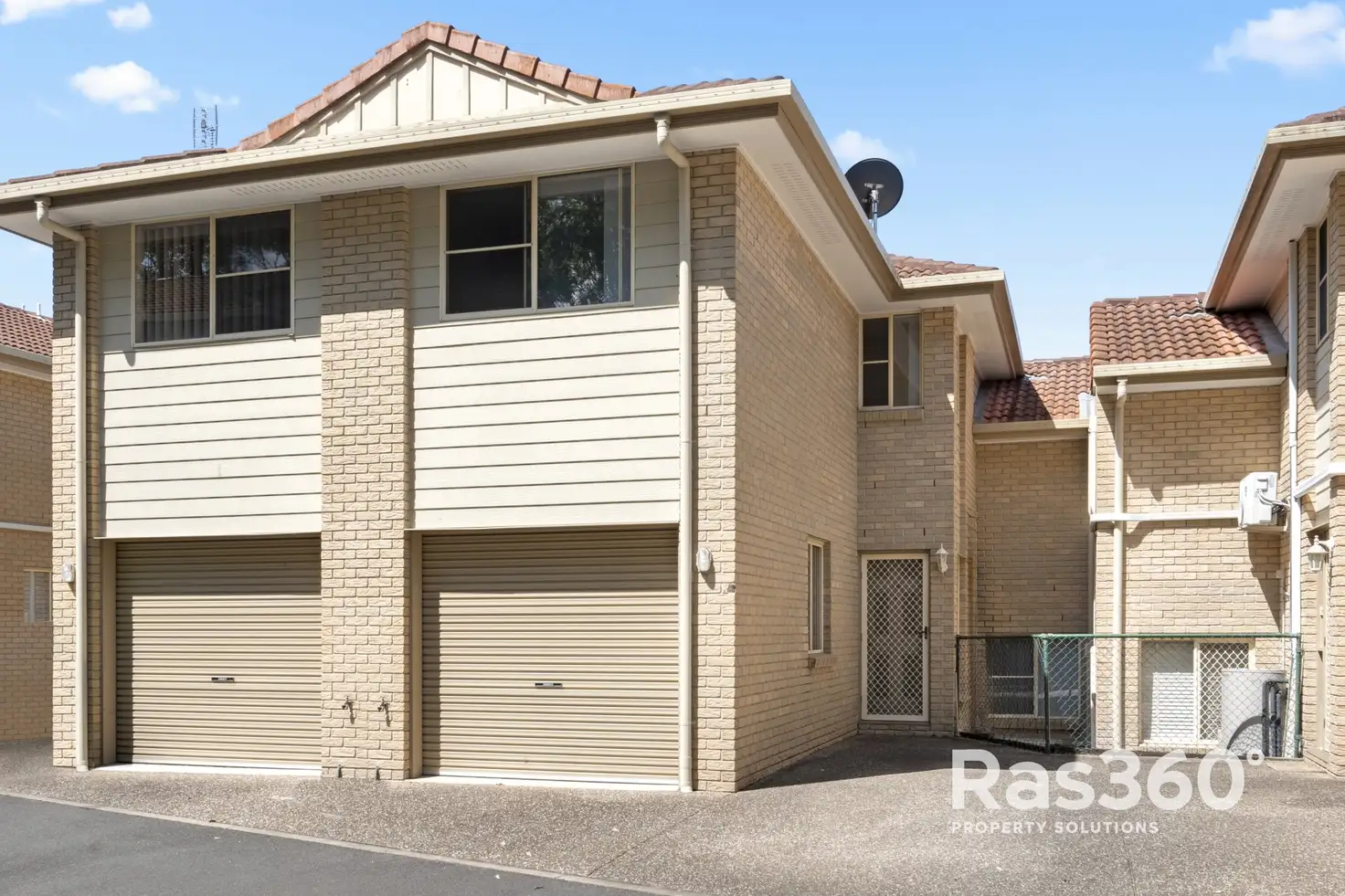 Main view of Homely townhouse listing, 16/18 Discovery Drive, Helensvale QLD 4212