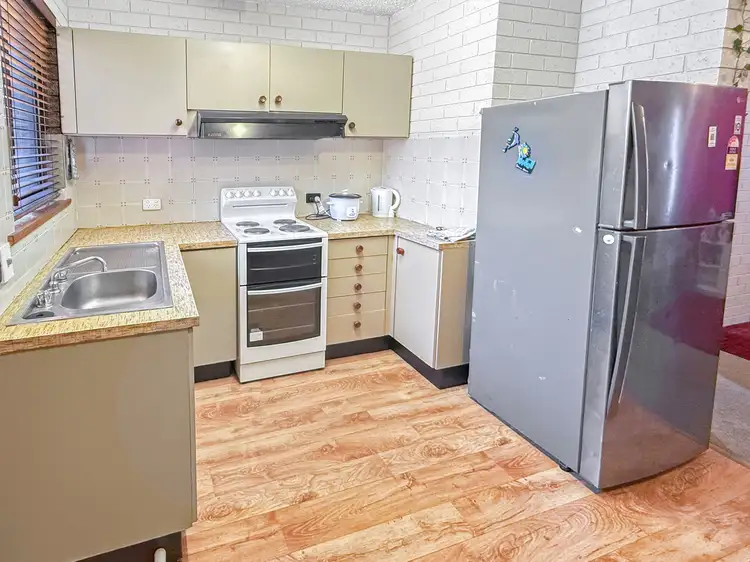 Sixth view of Homely unit listing, 4/12 Coolibah Street, Leeton NSW 2705