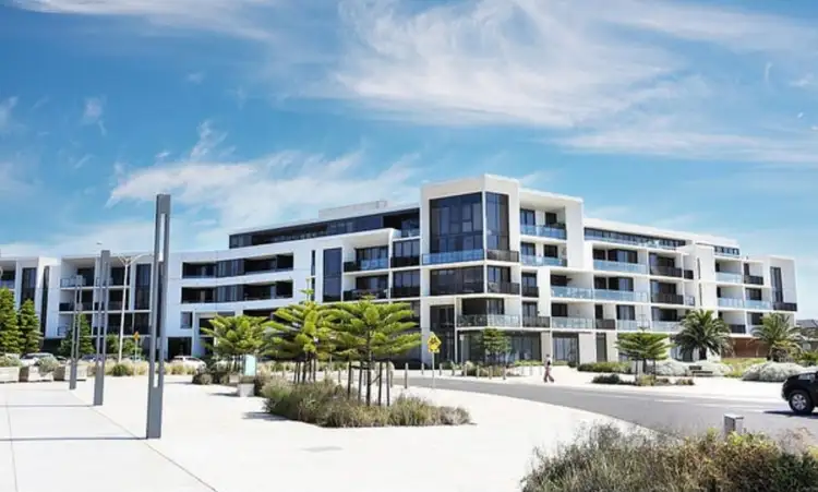 13/33 Quay Boulevard, Werribee South VIC 3030