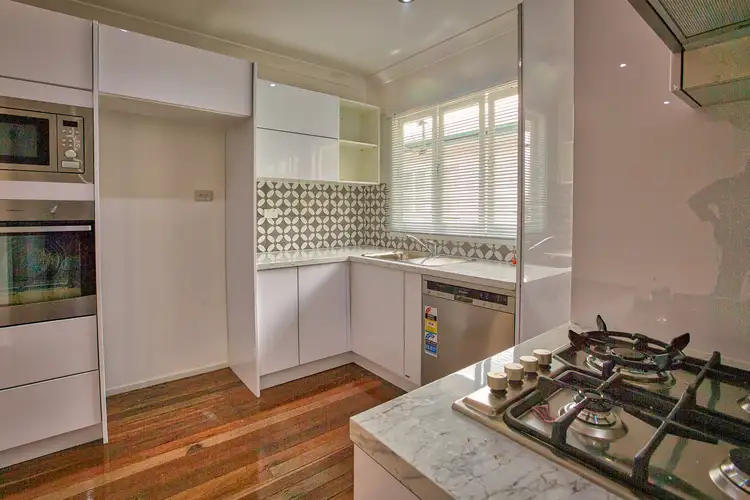 1307 Old Cleveland Road, Carindale QLD 4152