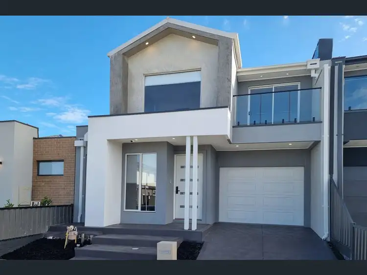 Main view of Homely house listing, 8 Xenon Road, Kalkallo VIC 3064