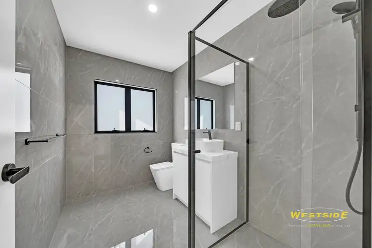 Fourth view of Homely townhouse listing, 2/16 Henry Street, St Albans VIC 3021