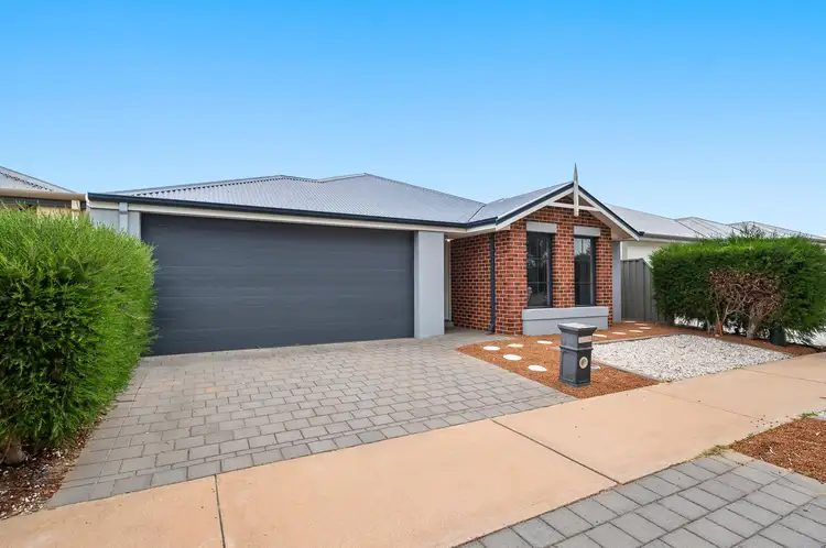 12 Verrier Loop