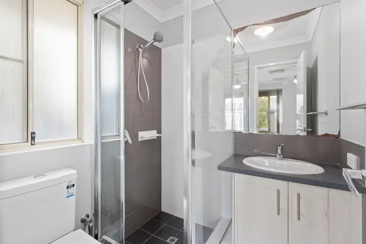 Sixth view of Homely house listing, 15 Ashdown Way, Hilbert WA 6112