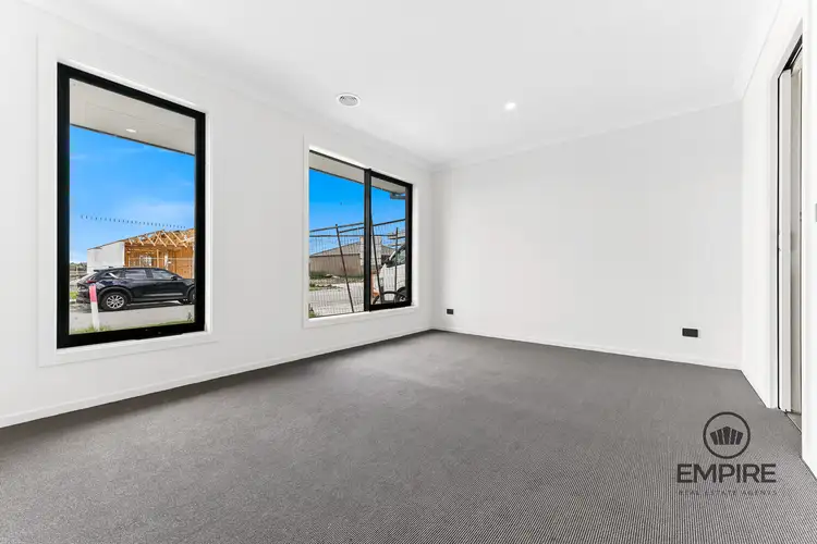 Fifth view of Homely house listing, 10 Jessfield Terrace, Cranbourne East VIC 3977