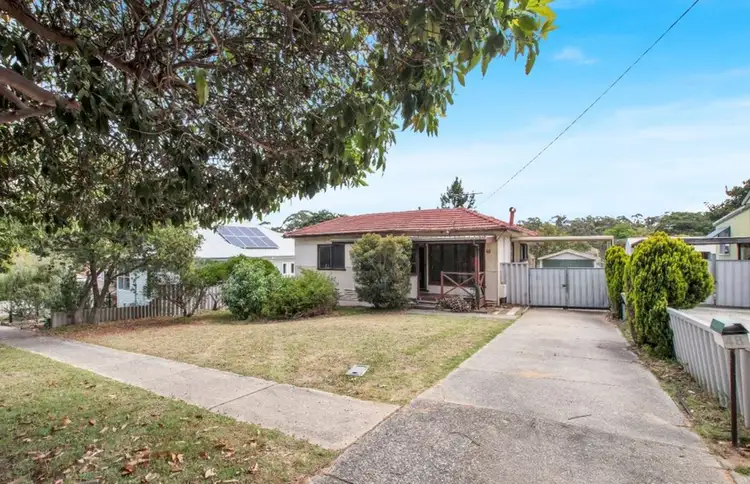 48 Cowcher Way East