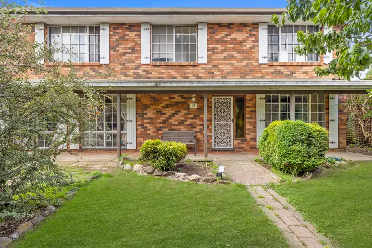 13 Carrington Avenue, Oberon NSW 2787