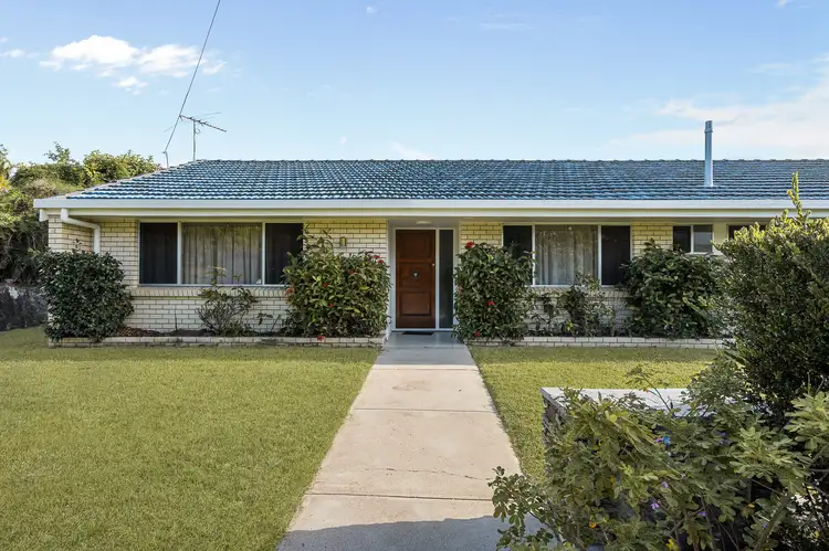 1 Warringah Street