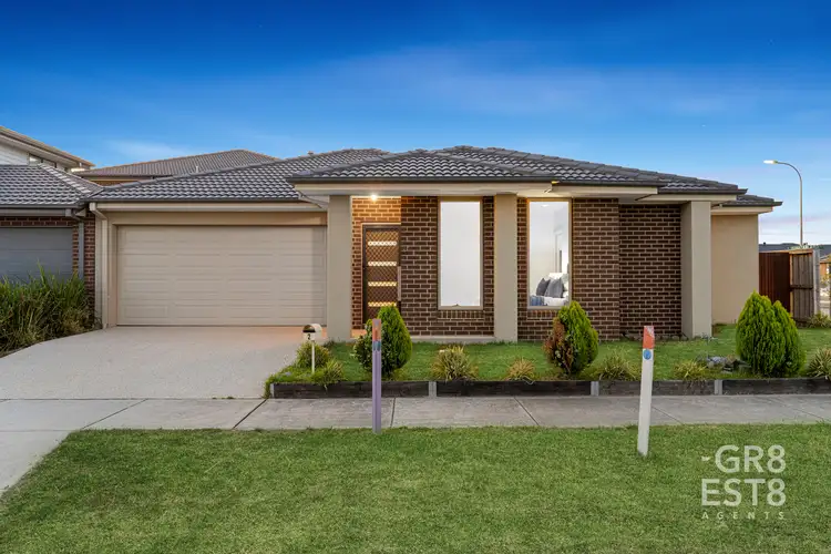 2 Catees Street