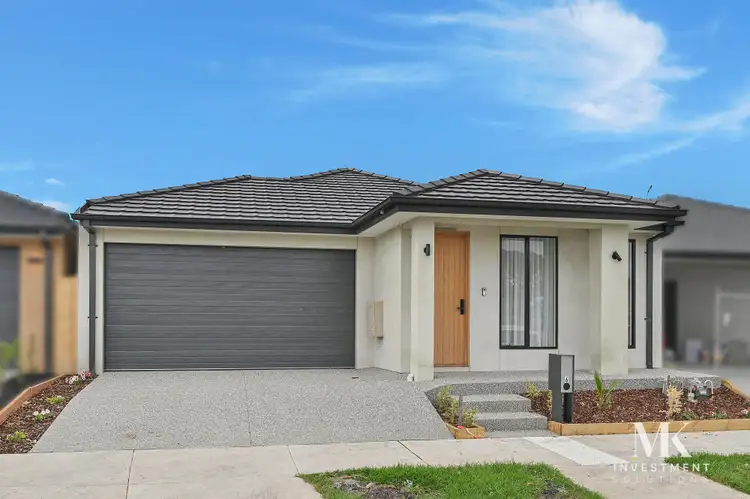 Second view of Homely house listing, 6 Azure Road, Wollert VIC 3750