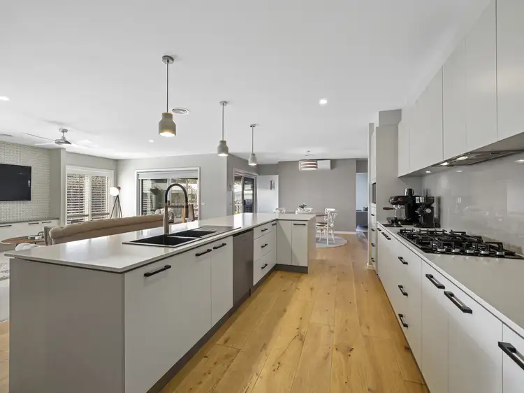 Sixth view of Homely house listing, 17 Kingston Close, Warrnambool VIC 3280