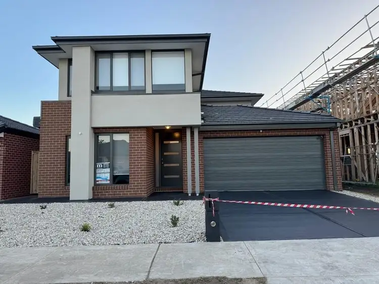 15 Enright Road, Officer VIC 3809