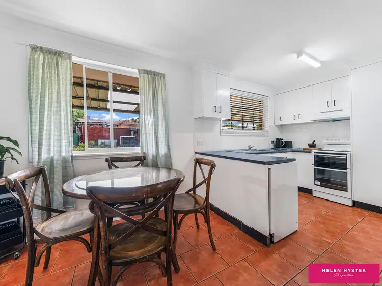 Third view of Homely house listing, 4 WOODHILL PLACE, Tamworth NSW 2340