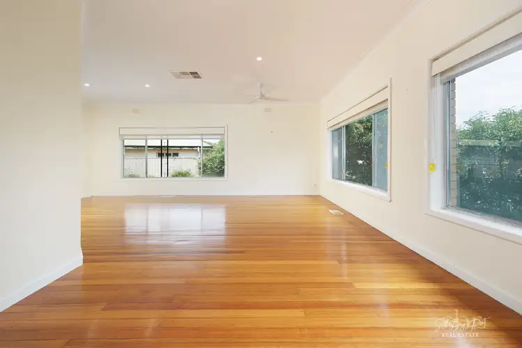 Fifth view of Homely house listing, 6 MILEND STREET, Wodonga VIC 3690