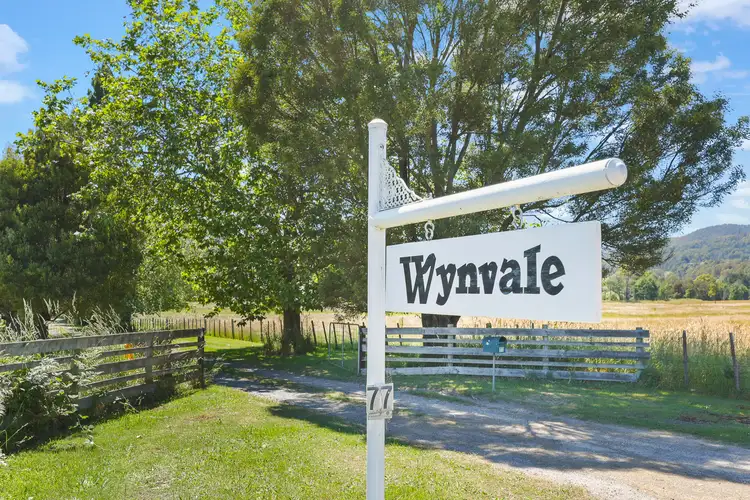77 Karoola Road