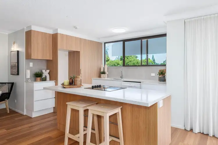 Fifth view of Homely apartment listing, 5/54 Hooker Boulevard, Broadbeach QLD 4218