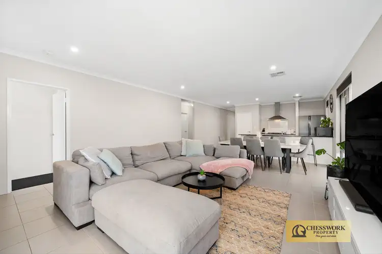 11 Wattley Road