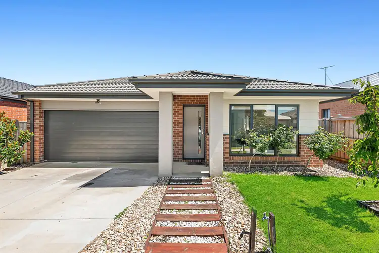 Second view of Homely house listing, 7 Honeyeater Way, Mount Duneed VIC 3217