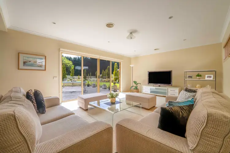 Third view of Homely house listing, 10 Kingsley Court, Portland VIC 3305