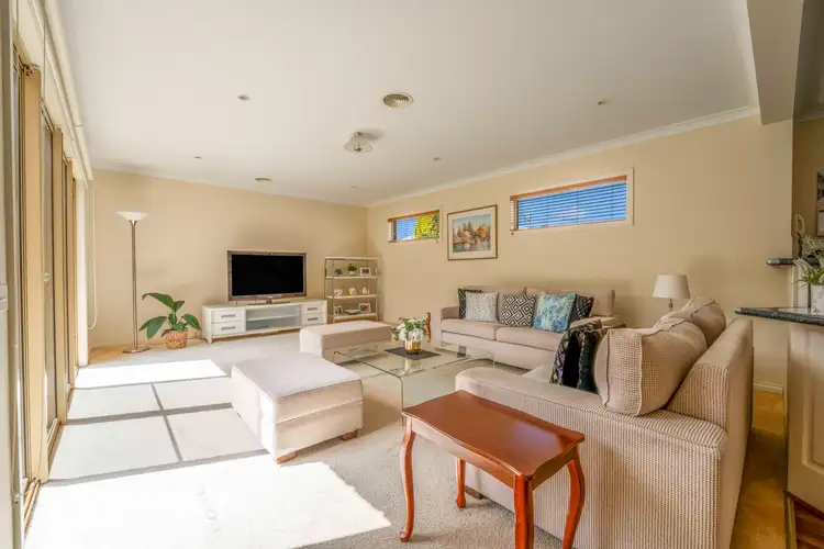 Fourth view of Homely house listing, 10 Kingsley Court, Portland VIC 3305