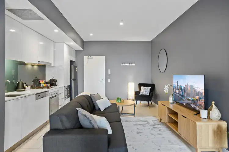 128 Brookes Street