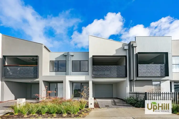 4 Spotted Gum Close, Clyde VIC 3978