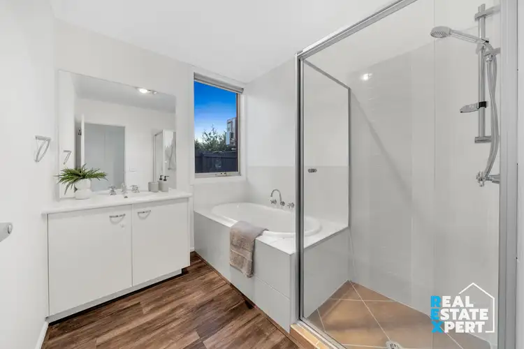 Fifth view of Homely house listing, 7 Hanrahan Wynd, Lynbrook VIC 3975