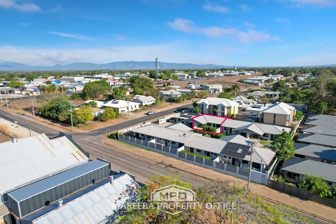 Main view of Homely unit listing, 2/2-4 Strattmann Street, Mareeba QLD 4880