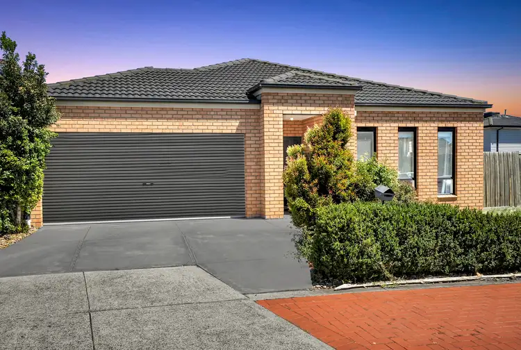 Third view of Homely house listing, 6 Claret Ash Court, Tarneit VIC 3029