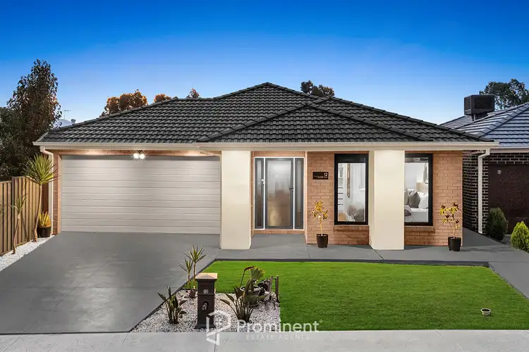 12 Easter Way, Cranbourne East VIC 3977