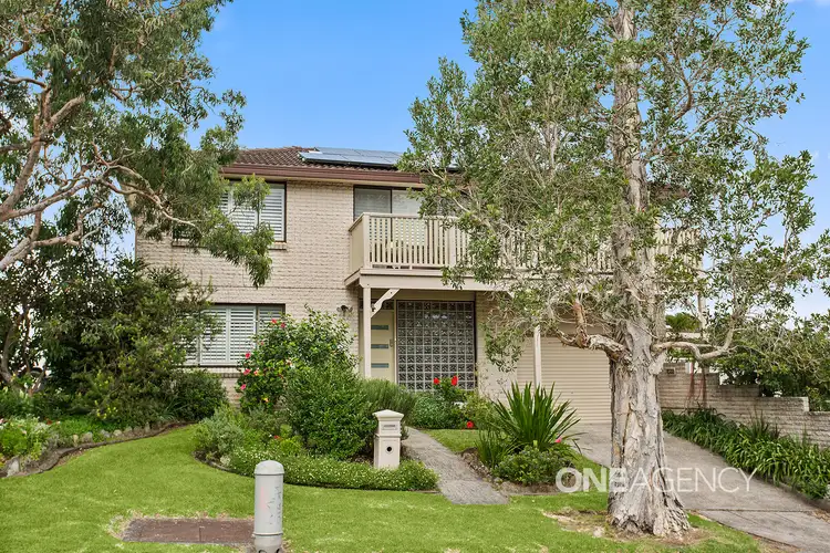 25 Doris Avenue, Woonona NSW 2517