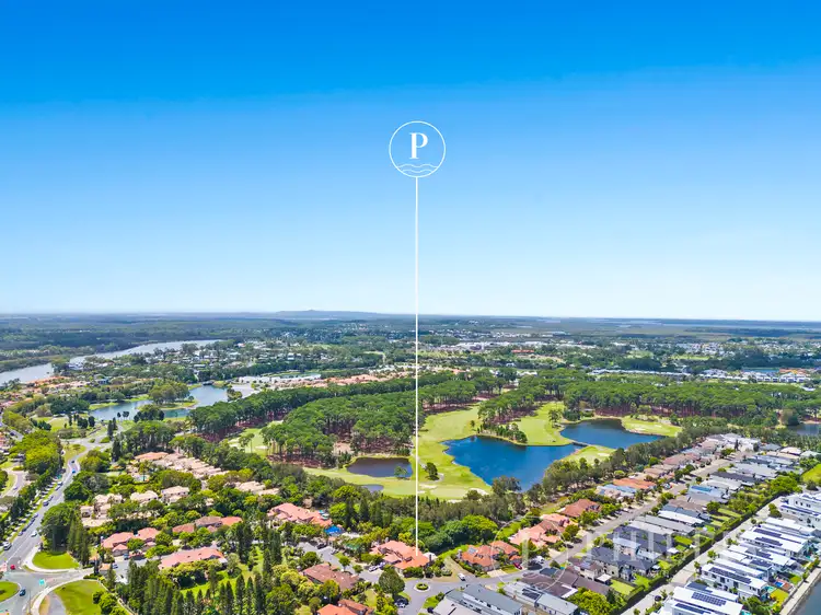 17/19 Santa Barbara Road, Hope Island QLD 4212