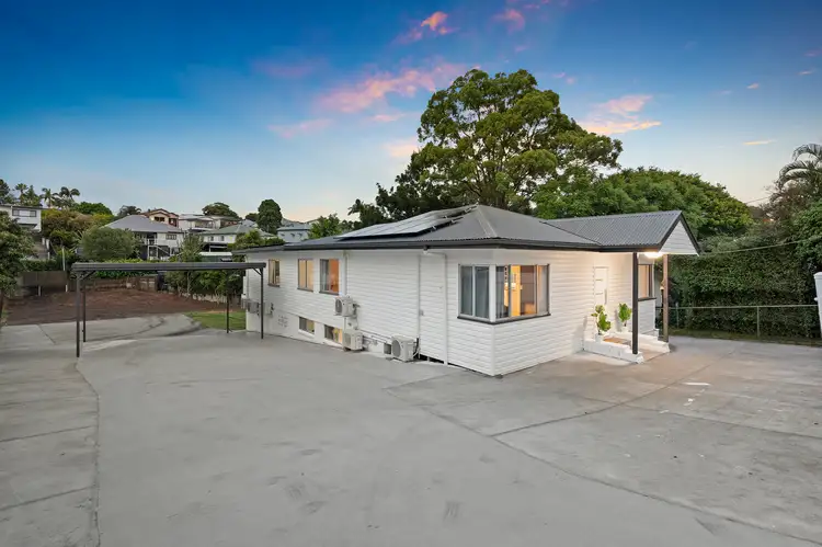 170 Cracknell Road, Tarragindi QLD 4121