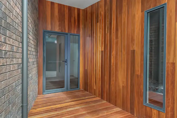 2/1 Dominique Way, Rokeby TAS 7019