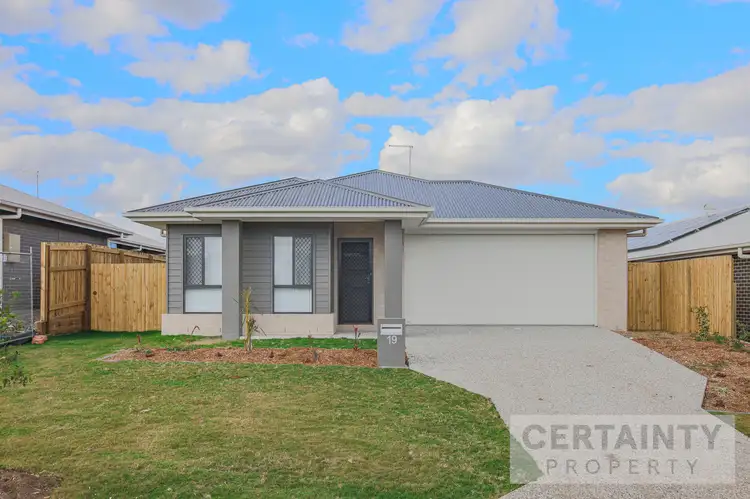 19 Edinbugh Crescent, Gleneagle QLD 4285