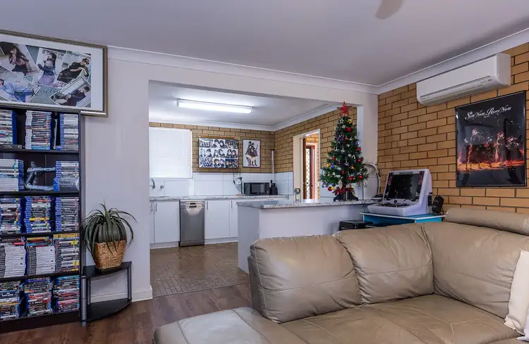 Sixth view of Homely block of units listing, 1 & 2/449 Griffith Road, Lavington NSW 2641