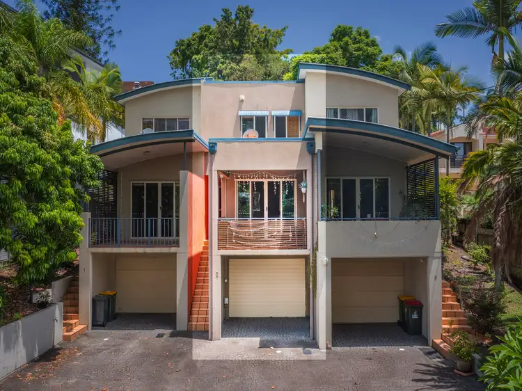 2/11 Indooroopilly Road, Taringa QLD 4068